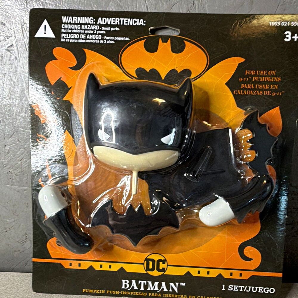 DC Batman Halloween Pumpkin Push-Ins Decorating Kit 1 Set Black Orange